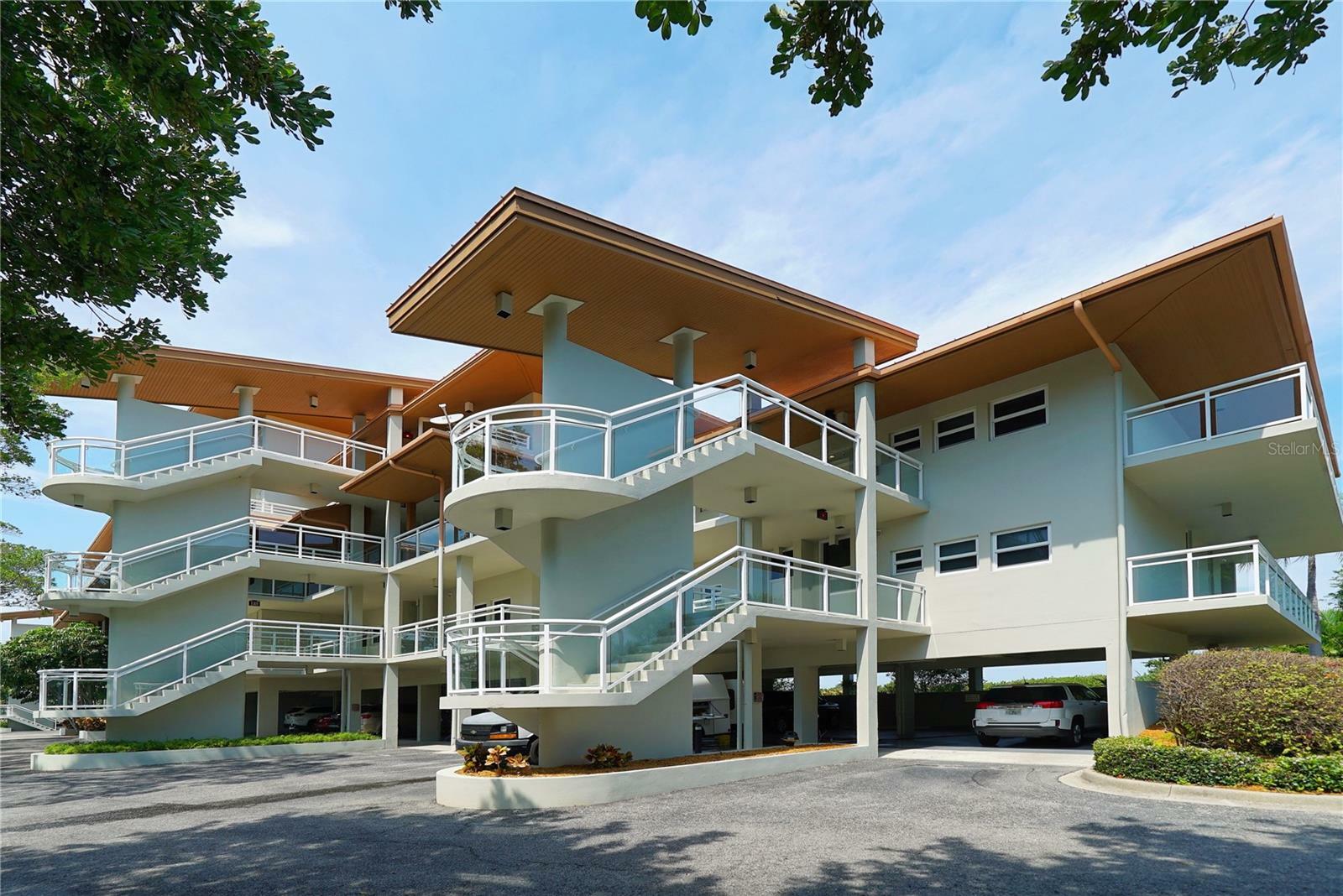 Property Photo: 225 Sands Point Road 7205 FL 34228