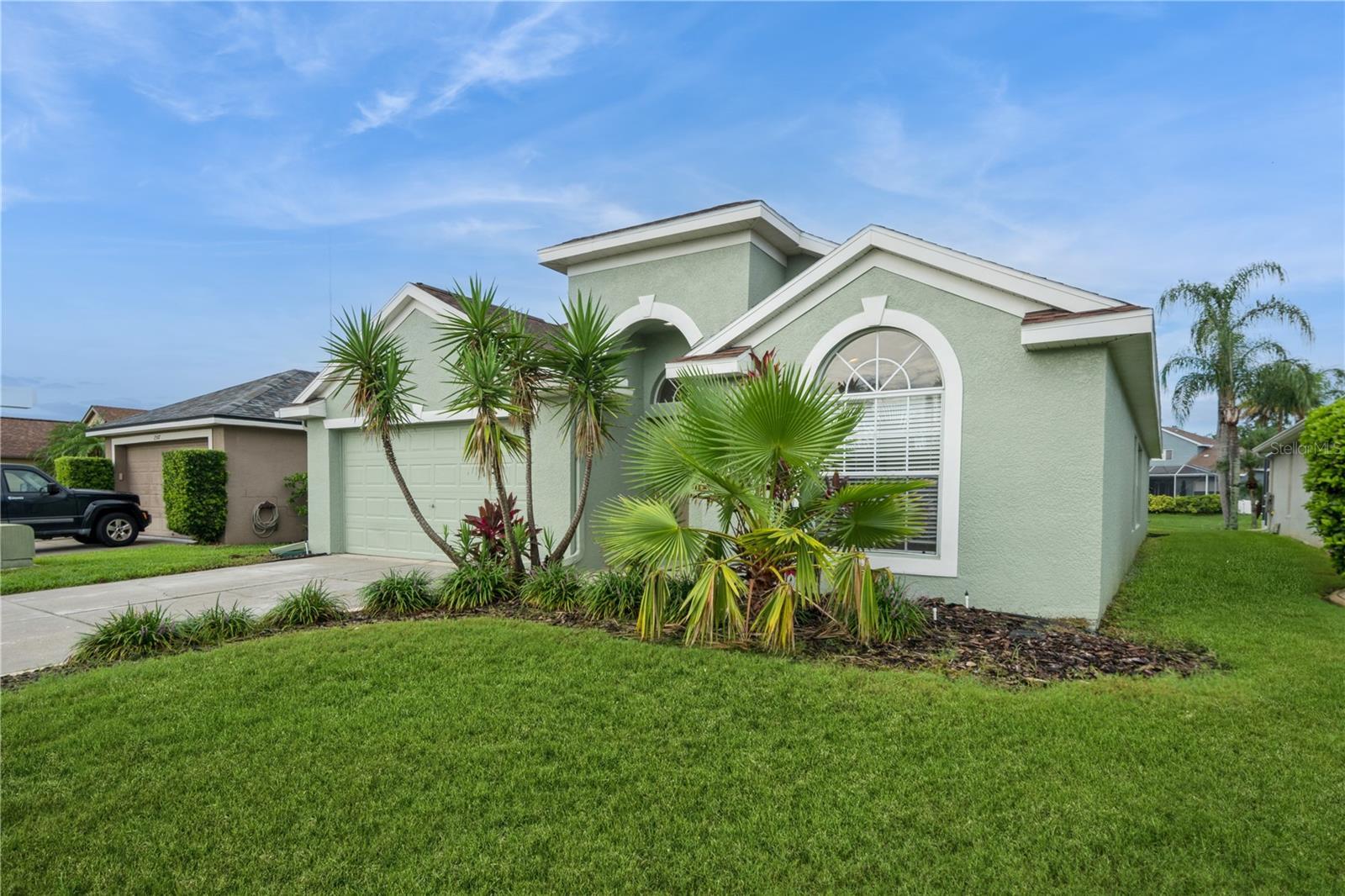 Property Photo:  2511 Indian Key Drive  FL 34691 
