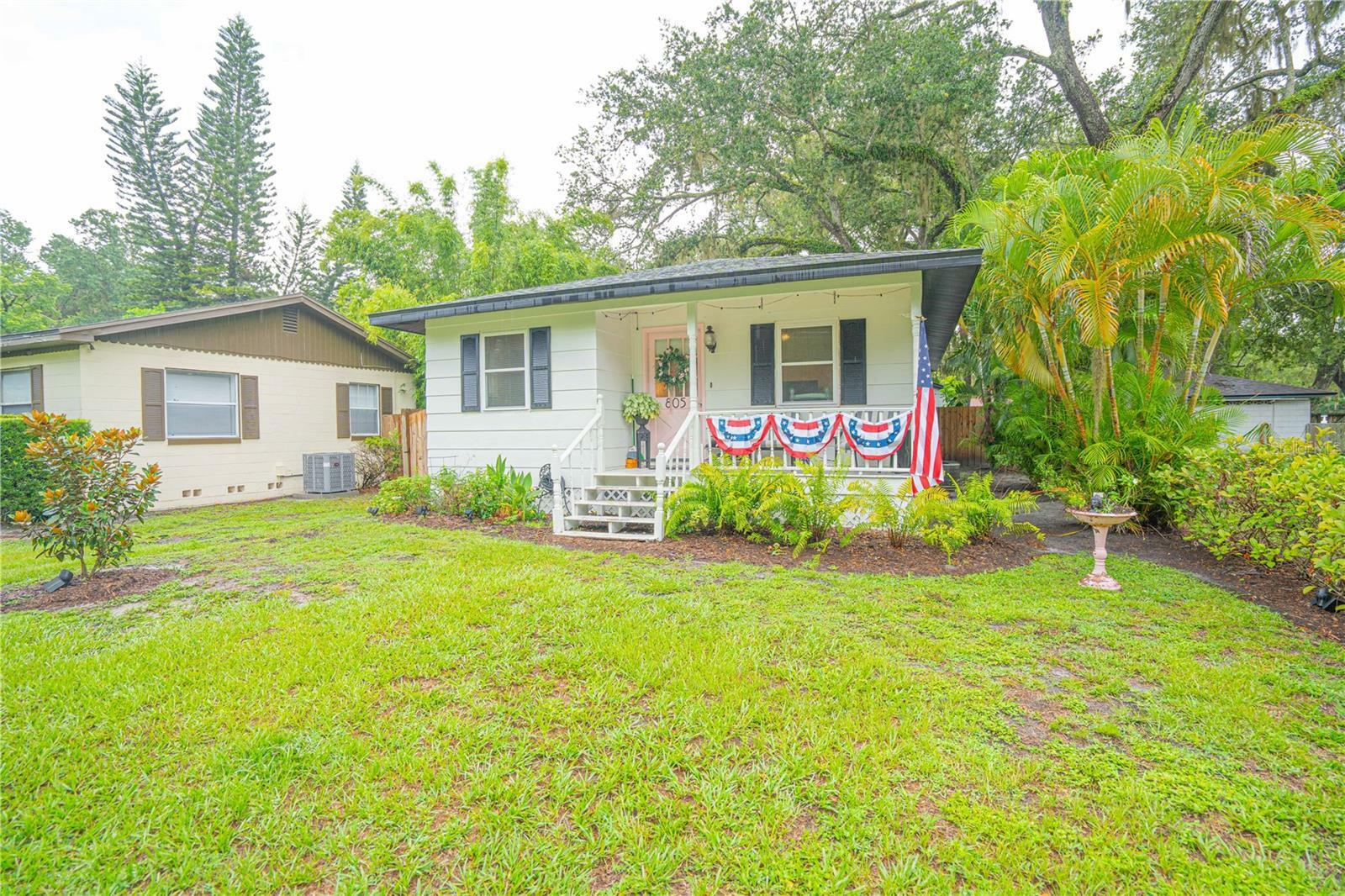 Property Photo: 805 E 20th Street FL 32771