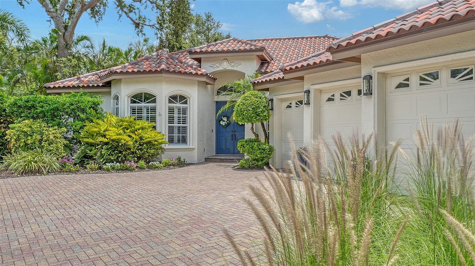 Property Photo: 1864 Goldenrod Street FL 34239