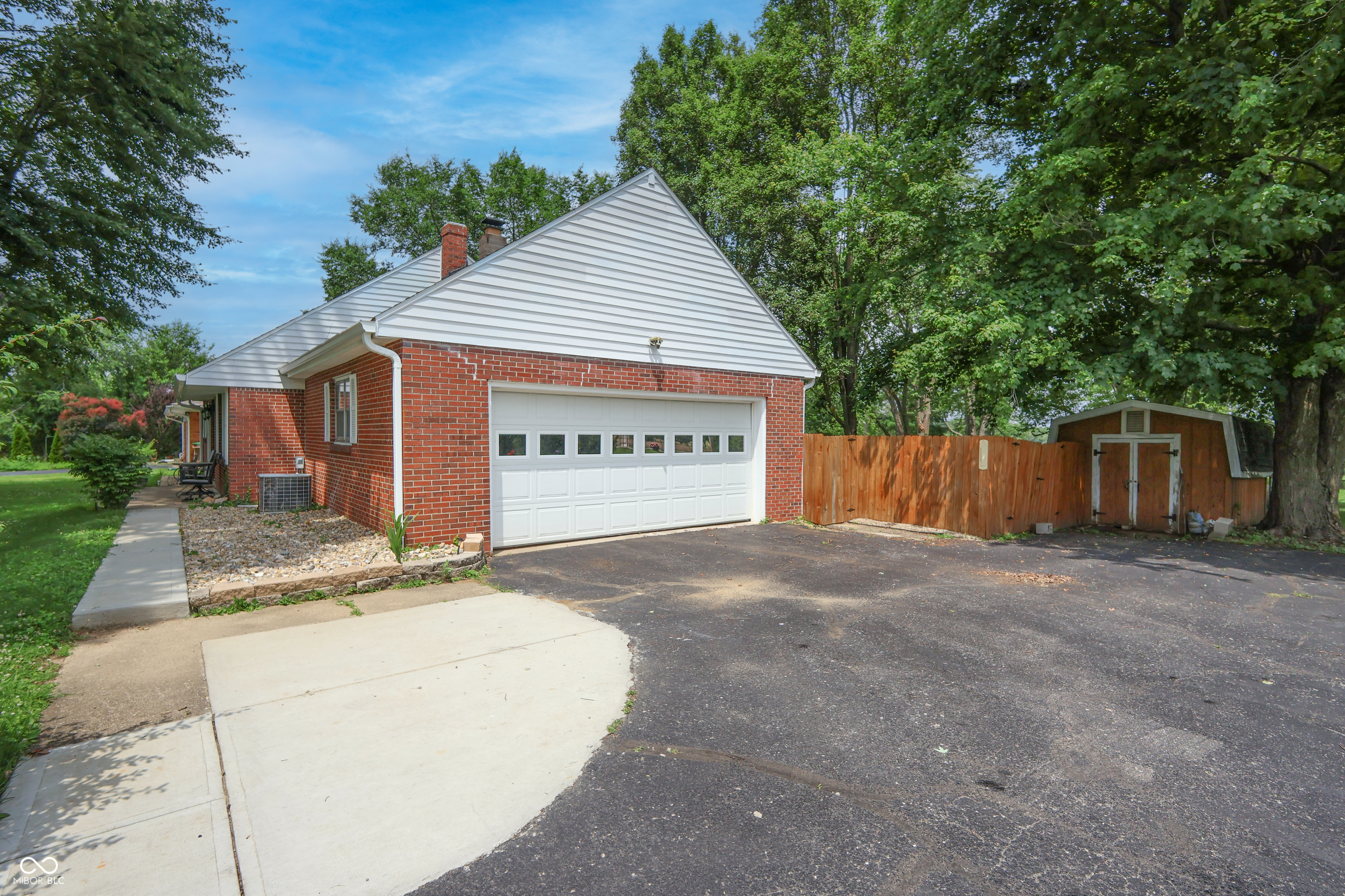 Property Photo: 8424 E Mulberry Street IN 47203