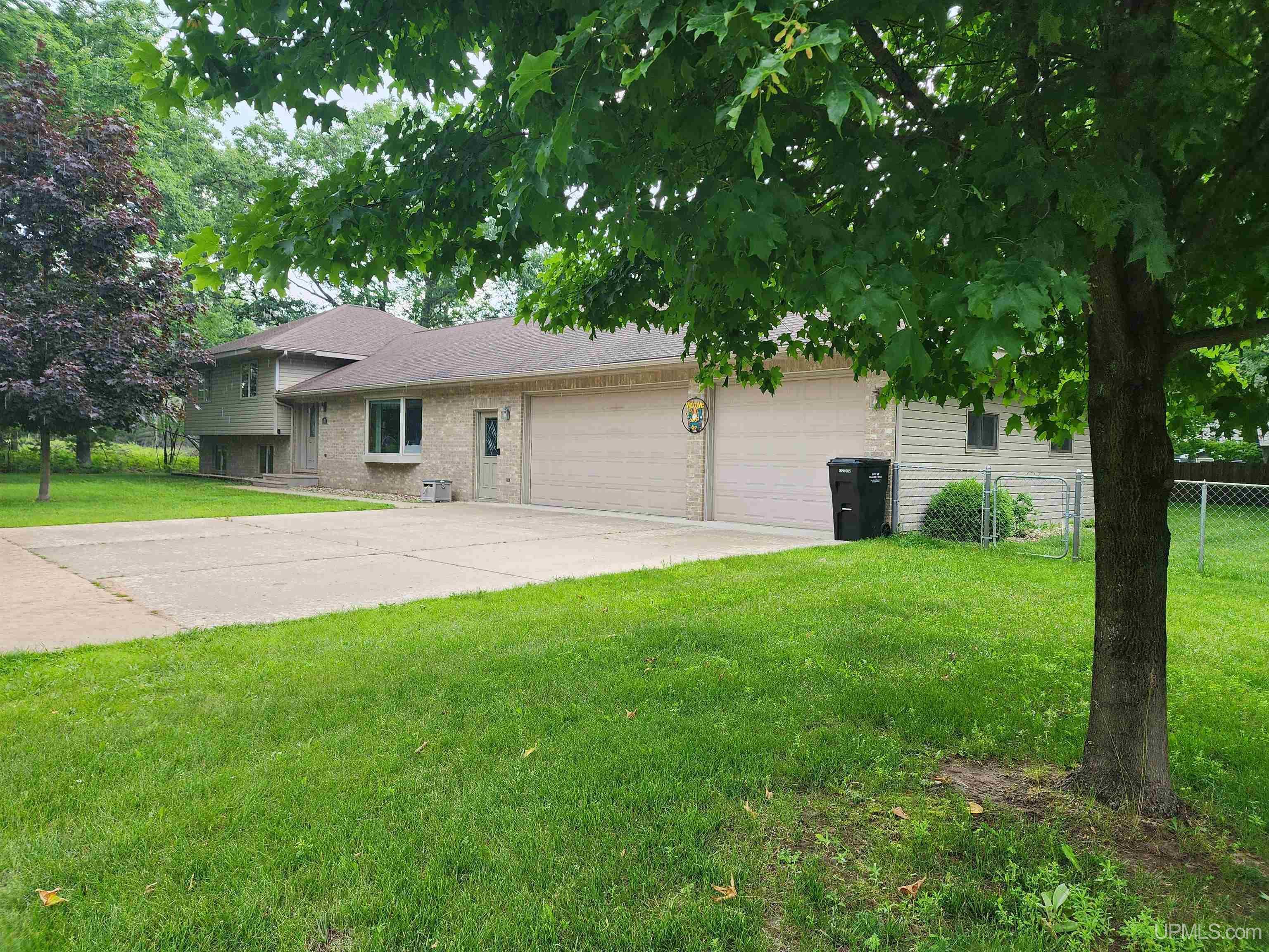 Property Photo: 427 27th Street MI 49837