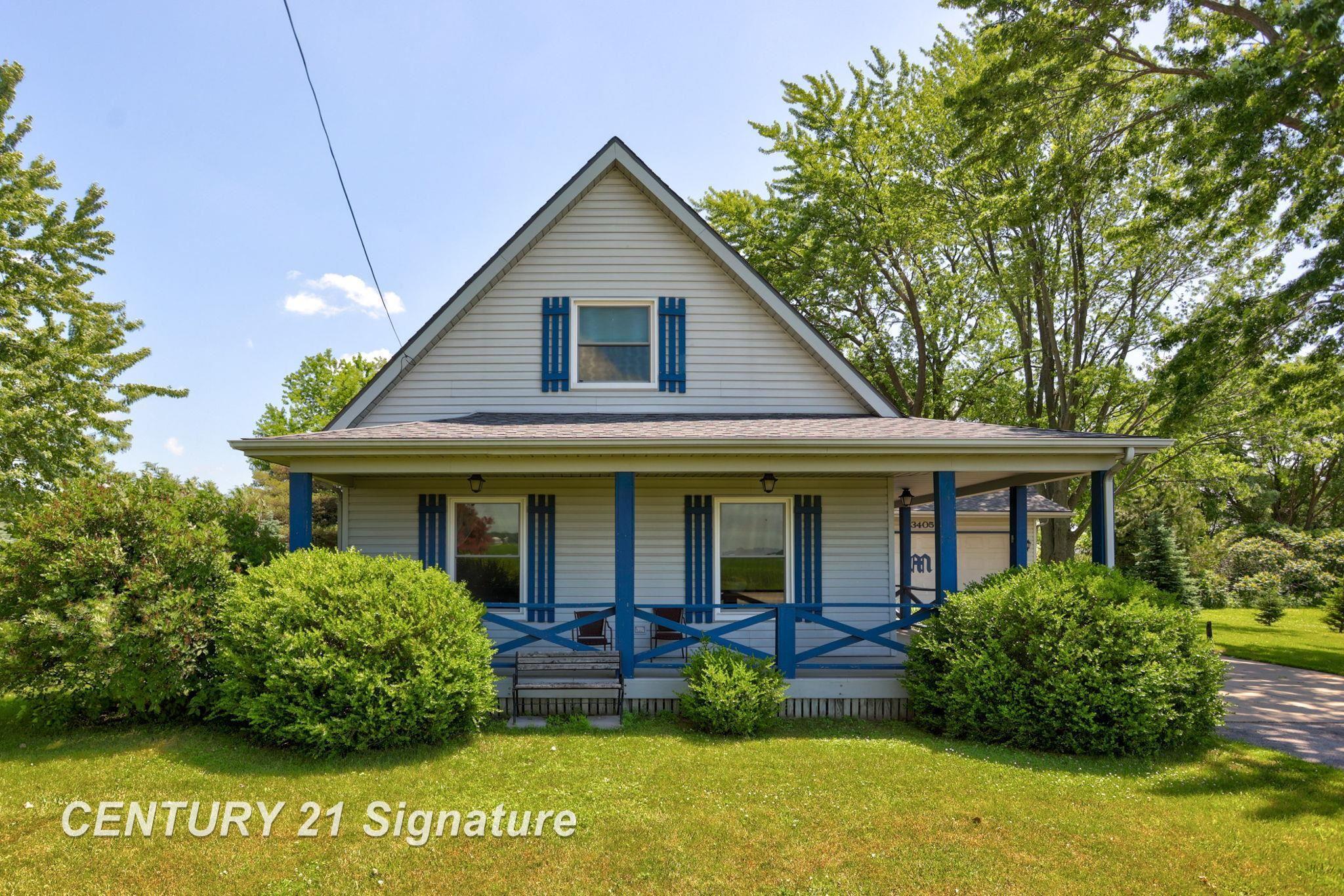 Property Photo: 3405 S Miller Road MI 48609