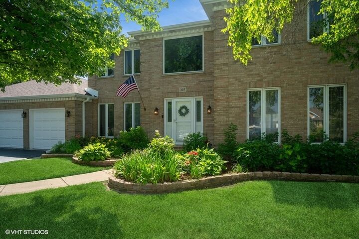Property Photo: 307 Anne Court IL 60070