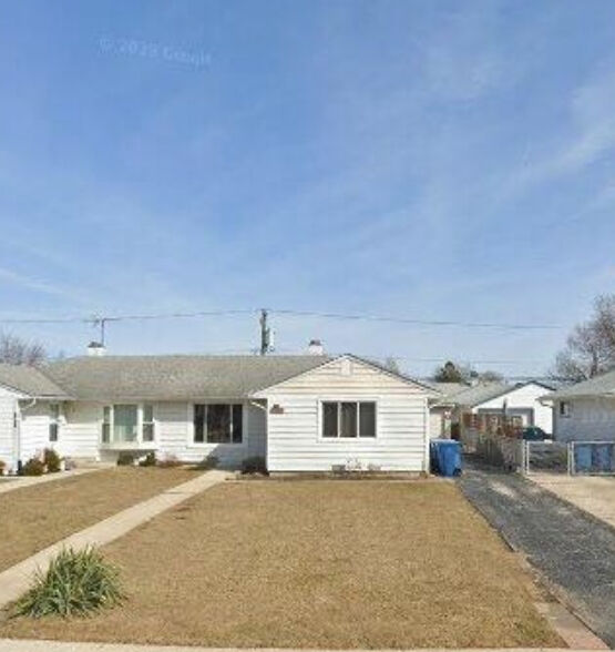 8751 S Kolin Avenue  Hometown IL 60456 photo