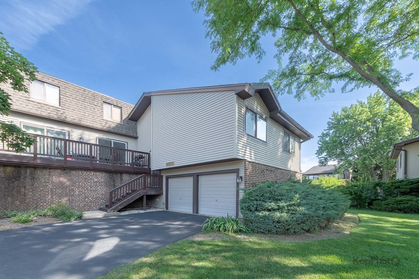 Property Photo: 29W400 Thornwood Lane IL 60555