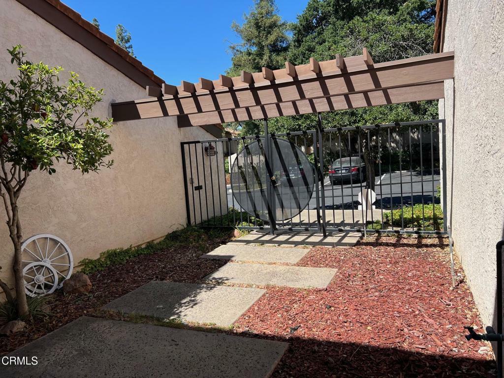 Property Photo: 1110 Las Riendas Way 30 CA
