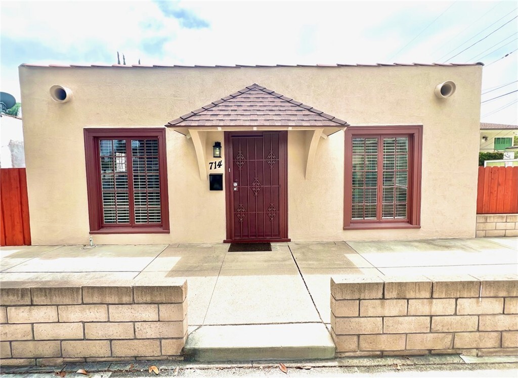 Property Photo: 714 E Chapman Avenue CA 92831