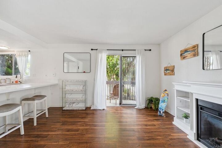 Property Photo: 155 Rosebay Drive 31 CA 92024