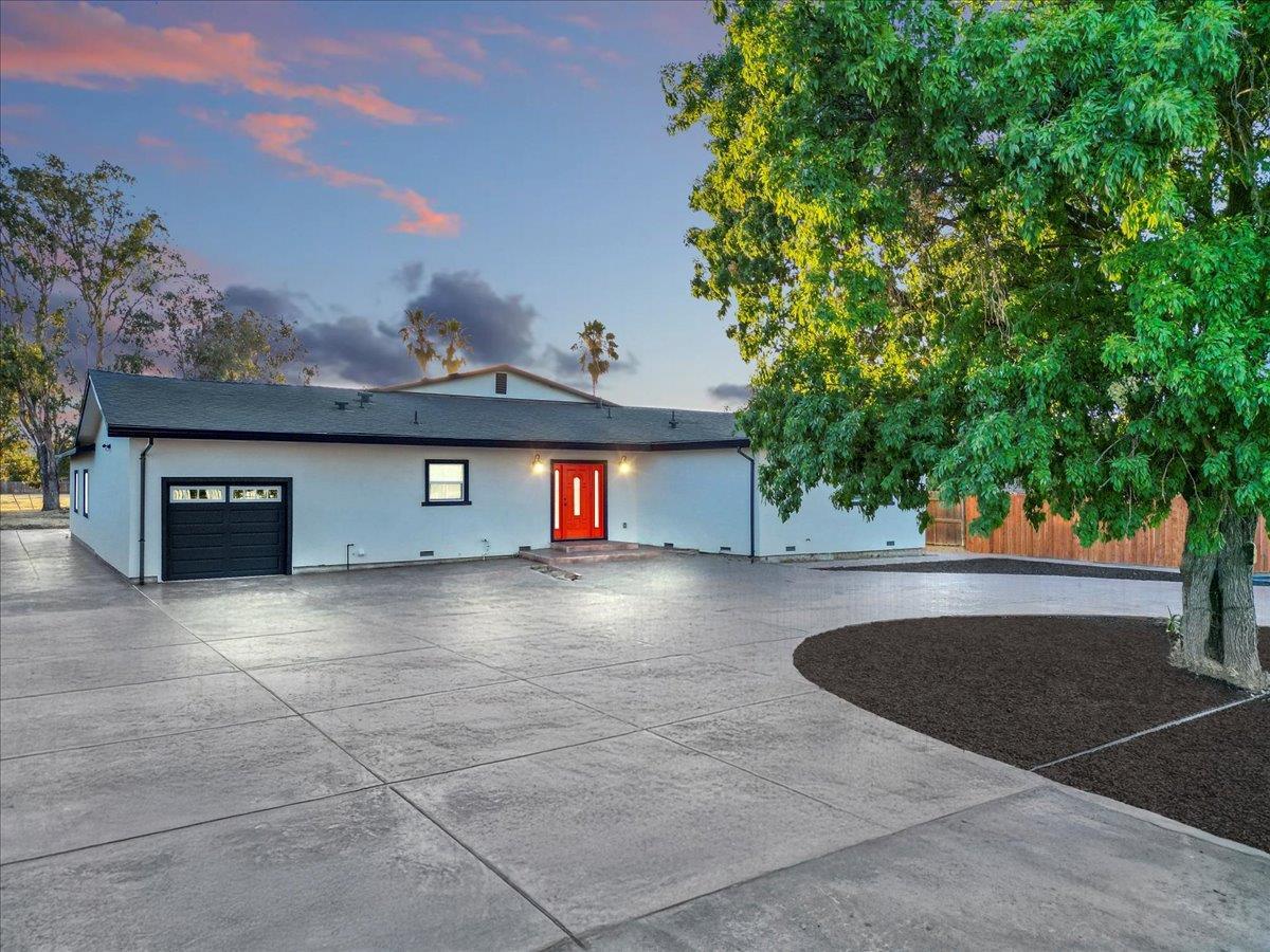 Property Photo: 7360 Gardner Avenue CA 95828