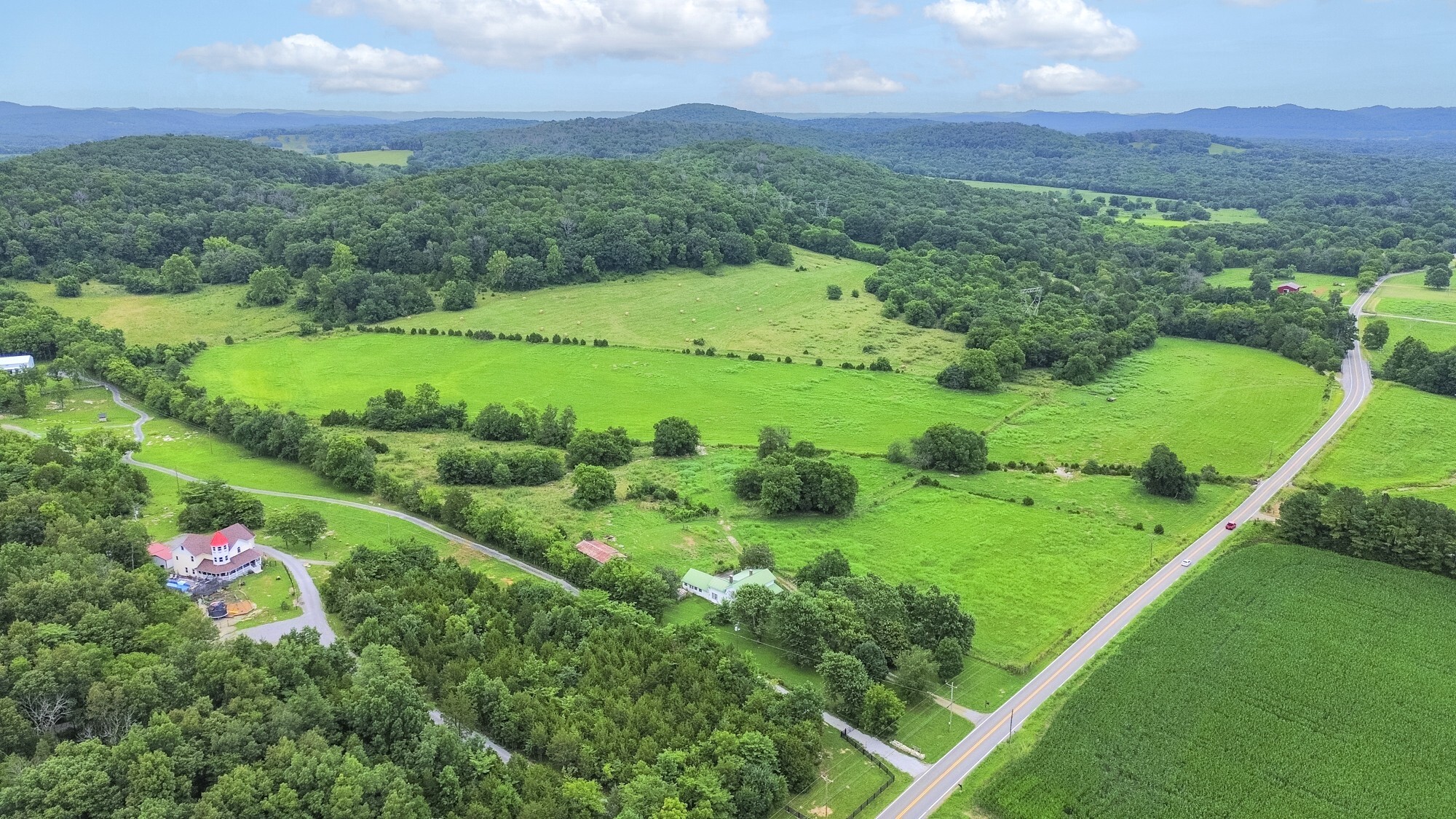 Property Photo: 6677 Trousdale Ferry Pike TN 37090