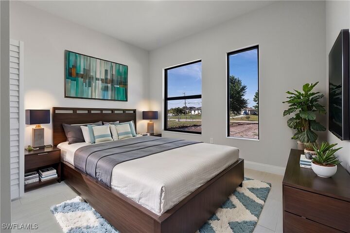 Property Photo: 3702 66th Avenue NE FL 34120