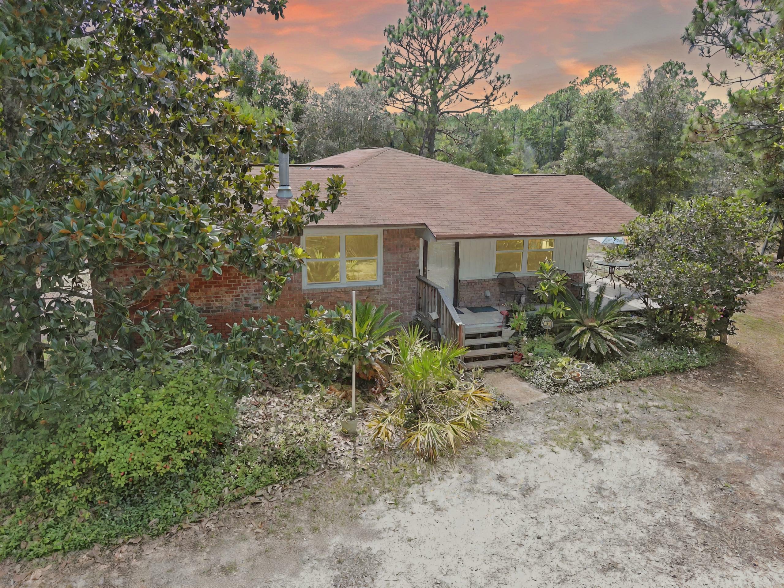 Property Photo: 2153 Bergren Road FL 32563