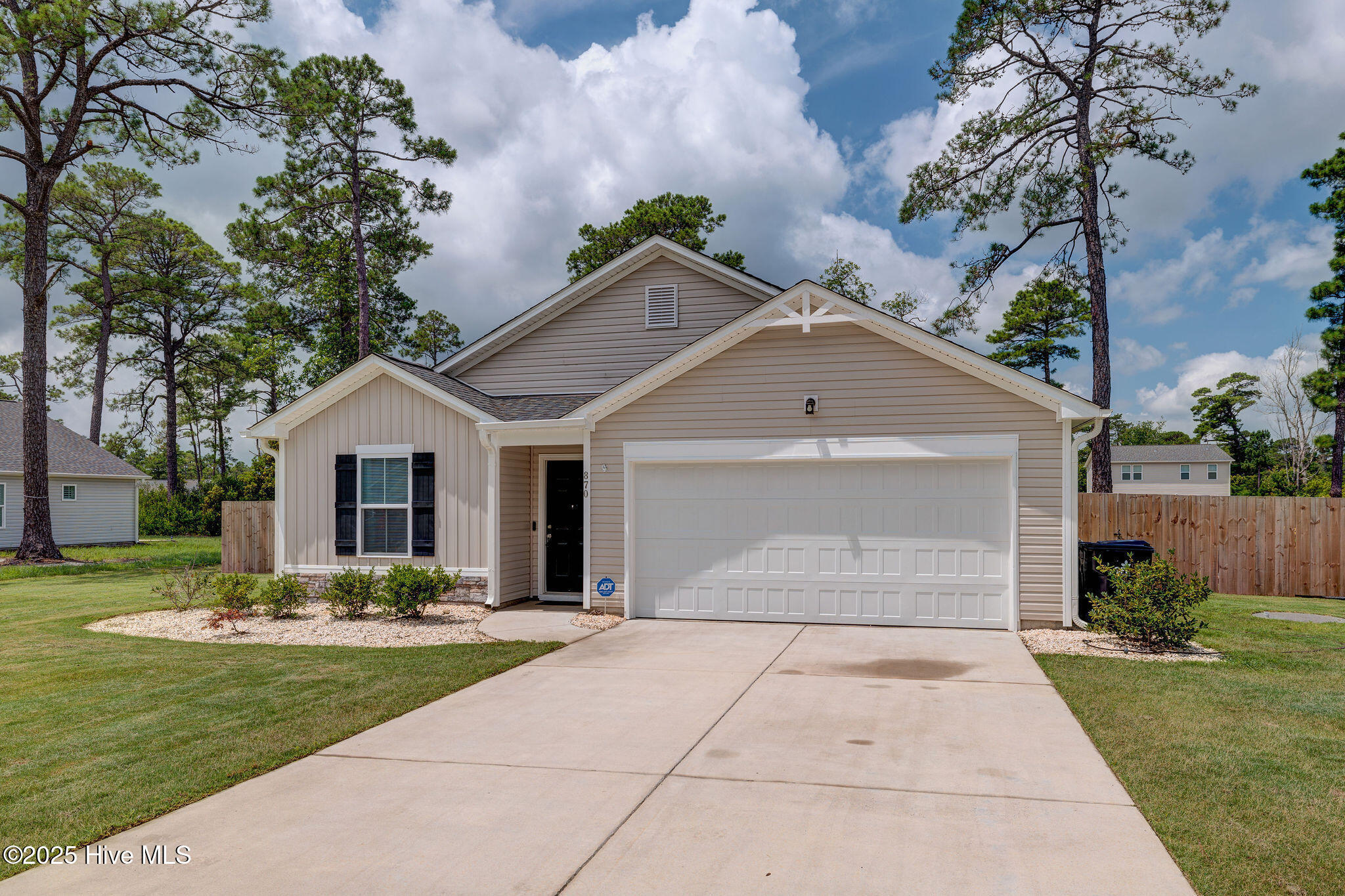 Property Photo: 870 Westway Road NC 28461