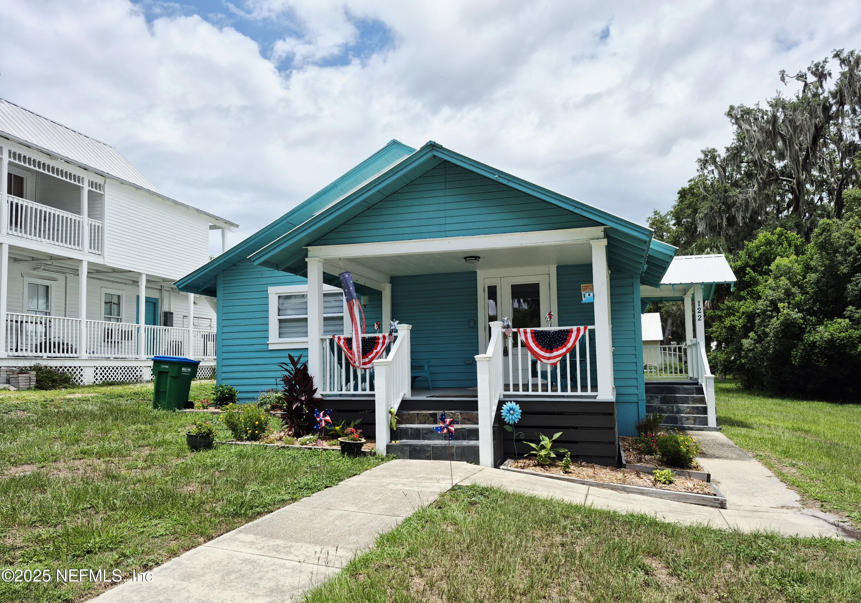 Property Photo: 122 Central Avenue FL 32112