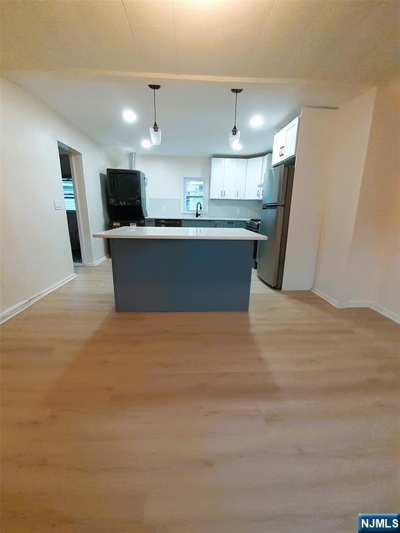 Property Photo:  213 Elm Av Elm Avenue 2fl  NJ 07660 