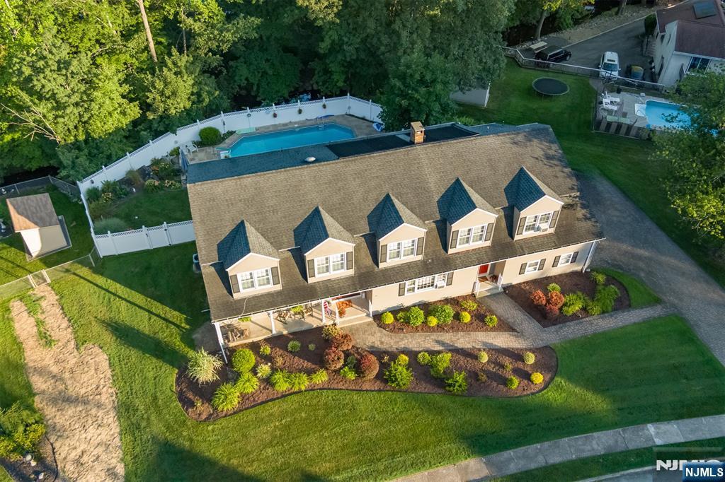 Property Photo: 11 Northgate NJ 07465
