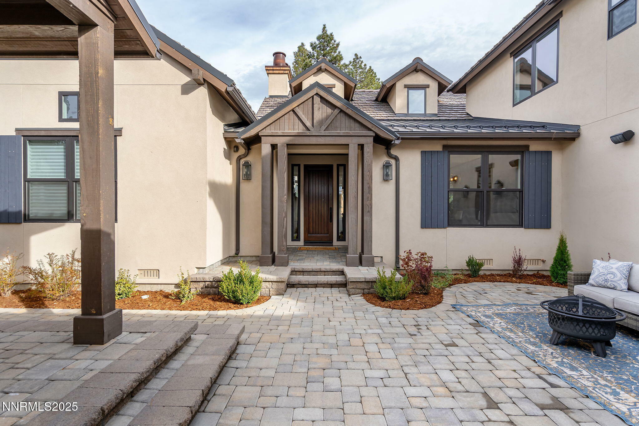 Property Photo: 5072 Bordeaux Drive NV 89511