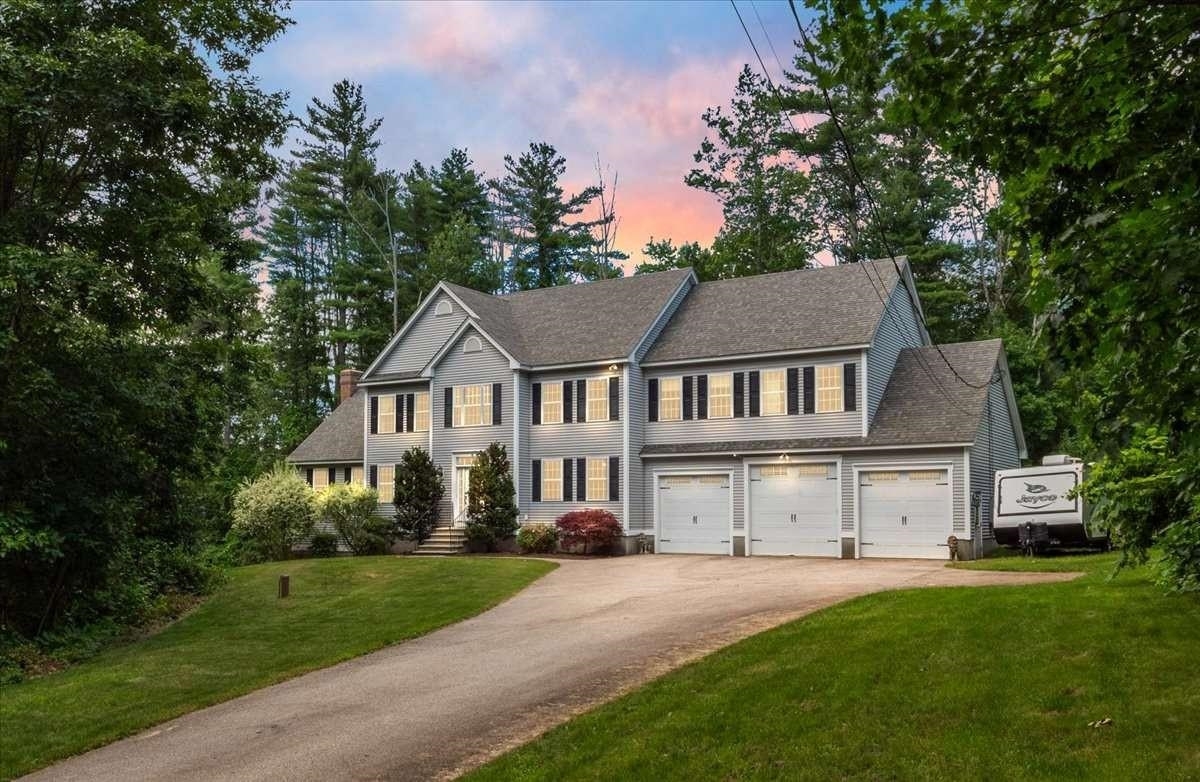 16 Horseshoe Road  Windham NH 03087 photo