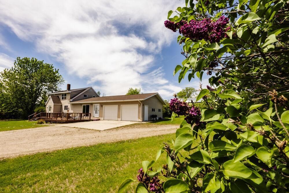 Property Photo: 33247 County Highway 35 MN 56528