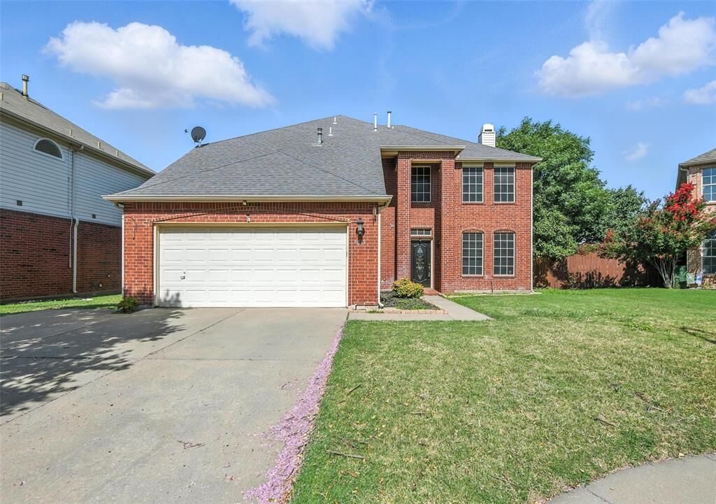 Property Photo: 9141 Saratoga Road TX 76244