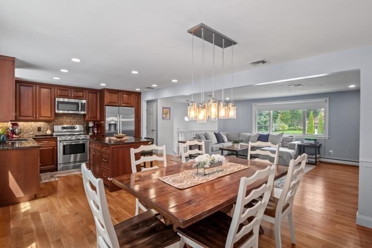 Property Photo: 25 Hearthstone Cir MA 01760