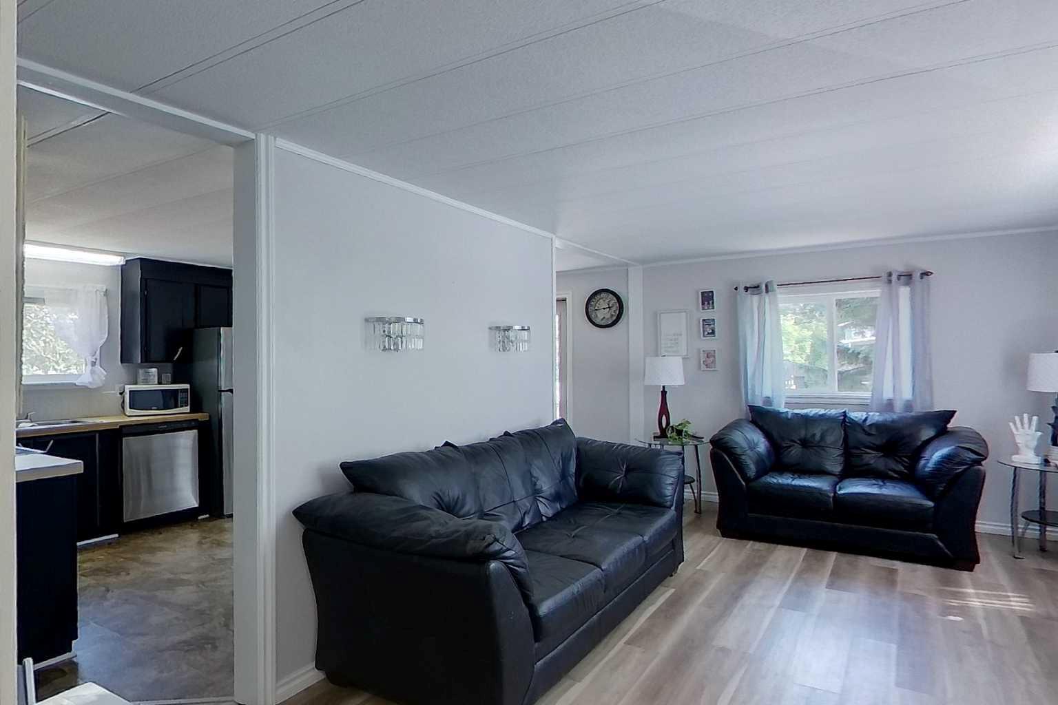 Property Photo: 1308 11 Street SE AB T0G 2A3