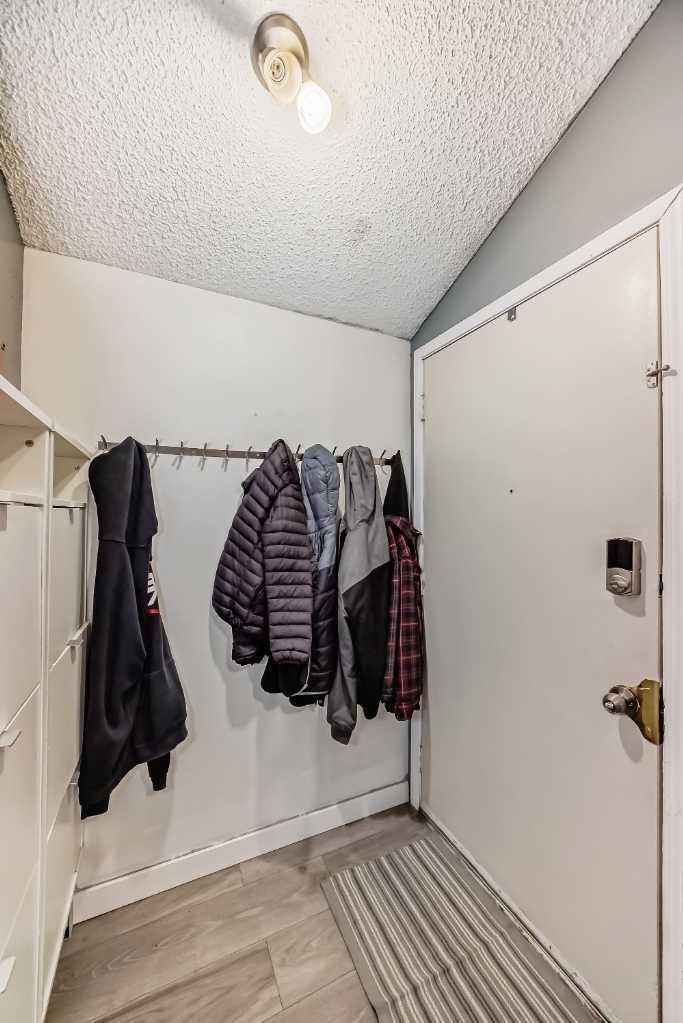 Photo de la propriété:  131 Templehill Drive NE 19  AB T1Y 4T1 