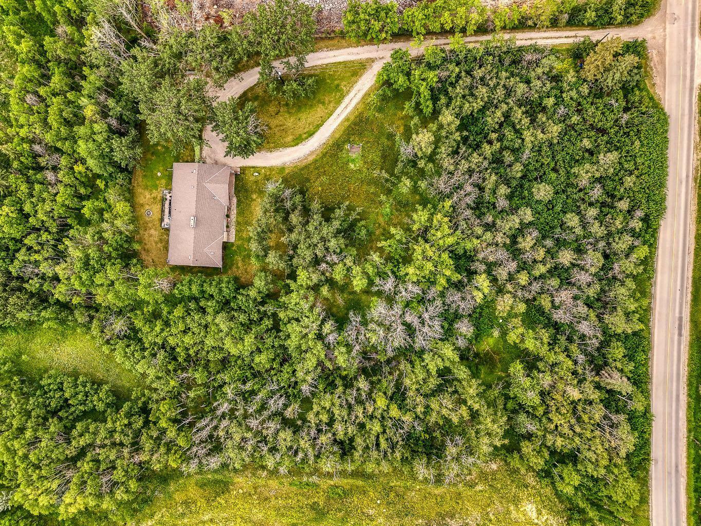 Property Photo: 2758 85 Street SW AB T3H 4C4