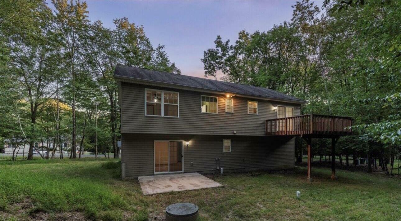 Property Photo: 25 Hunter Lane PA 18210