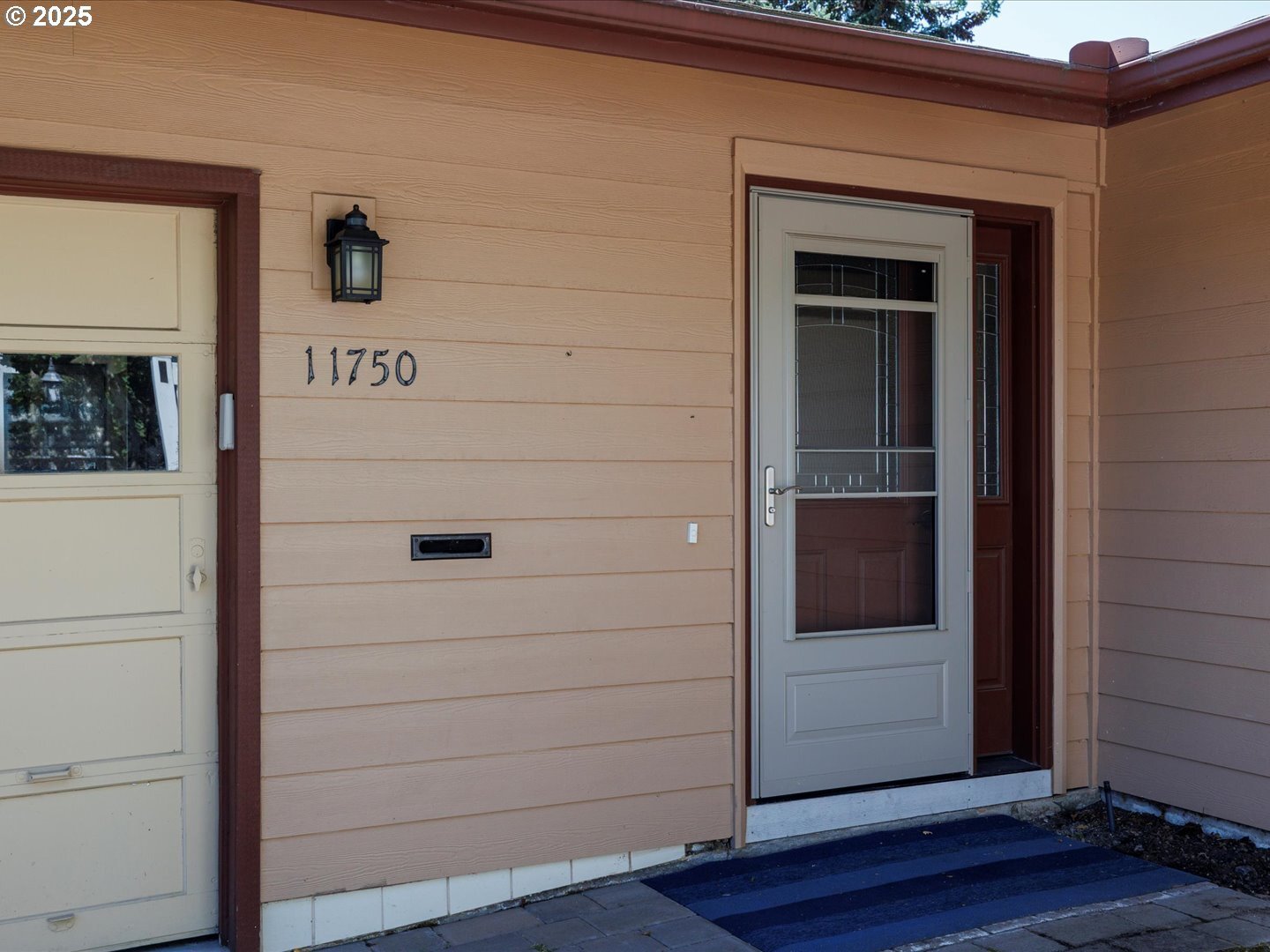 Property Photo: 11750 SW King George Dr OR 97224