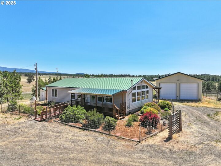 Property Photo:  50 Bronco Way  WA 98620 