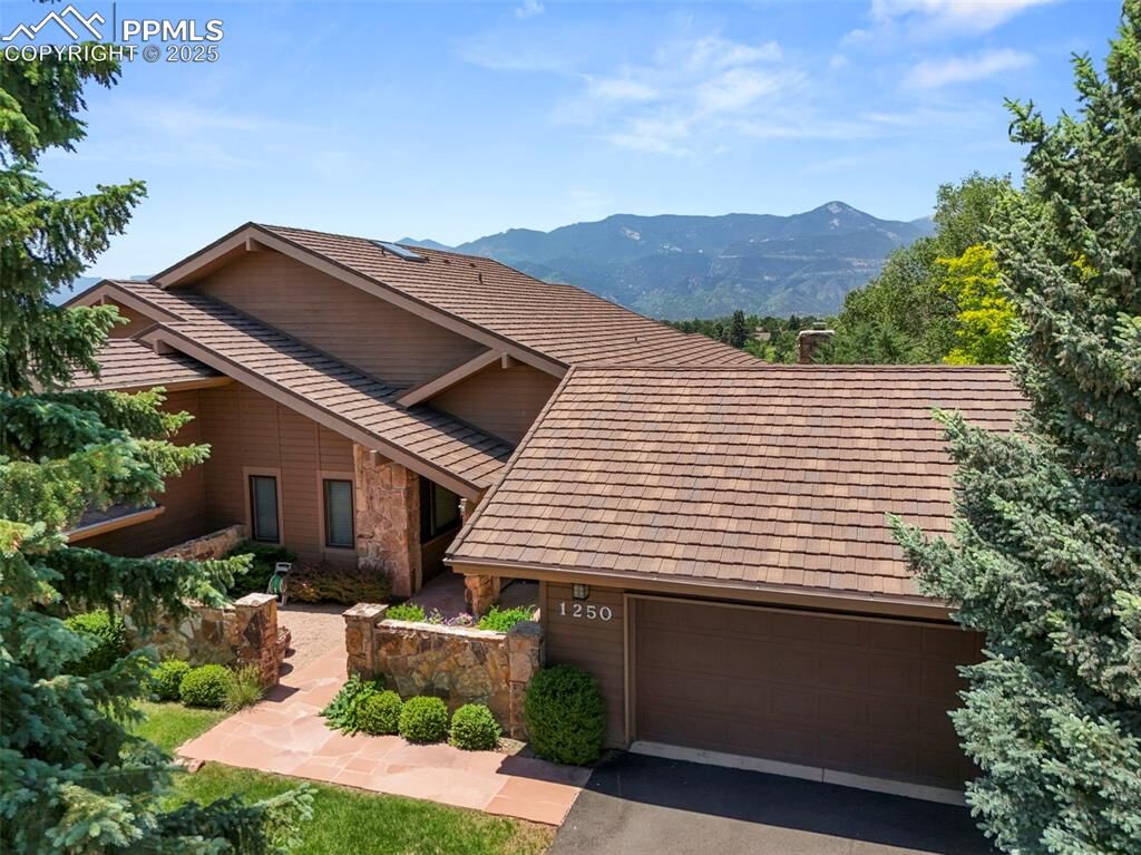 Property Photo:  1250 Hill Circle  CO 80904 