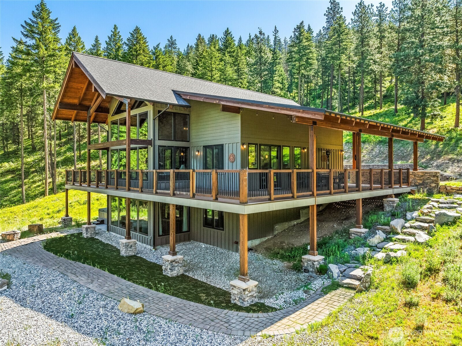 Property Photo: 239 Foxridge Lane WA 98826