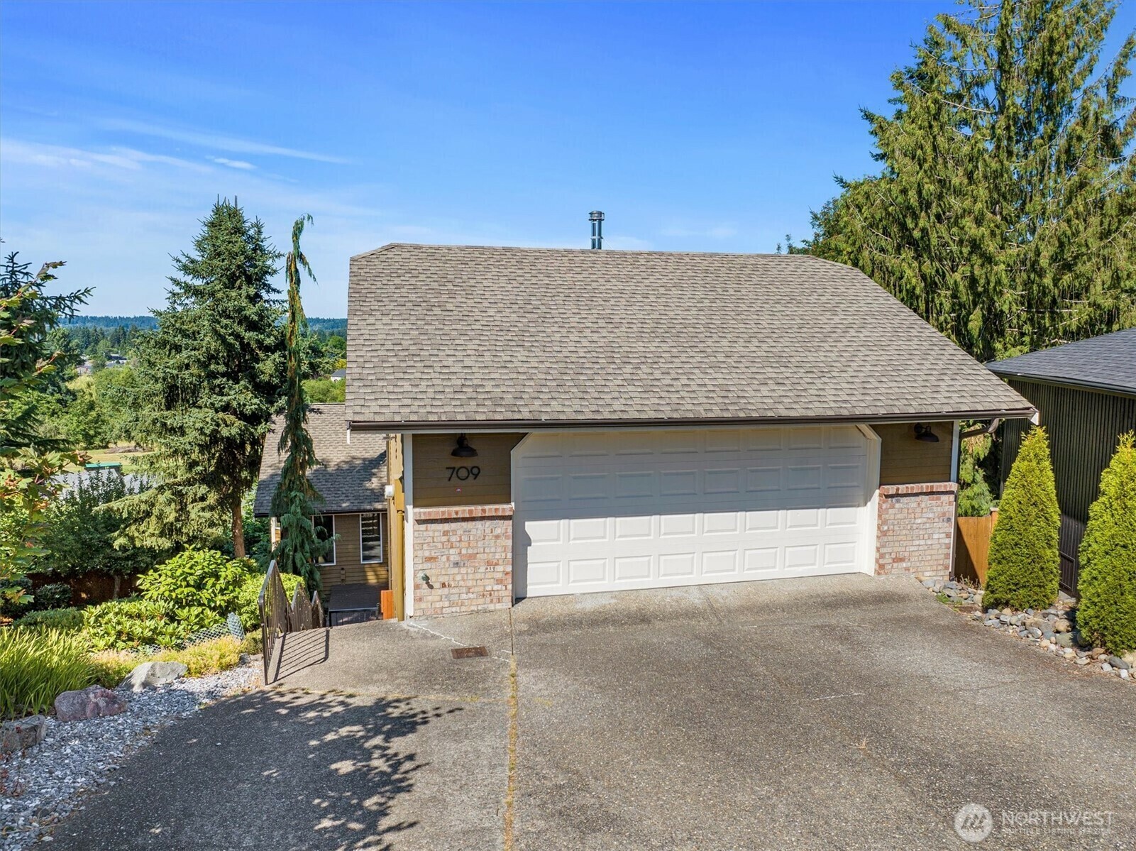 Property Photo: 709 22nd Street SW WA 98371