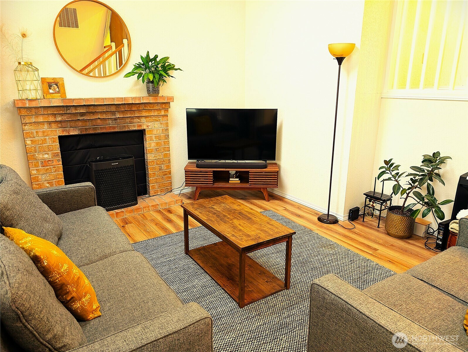 Property Photo: 3928 Sidney Street Ct SE WA 98503