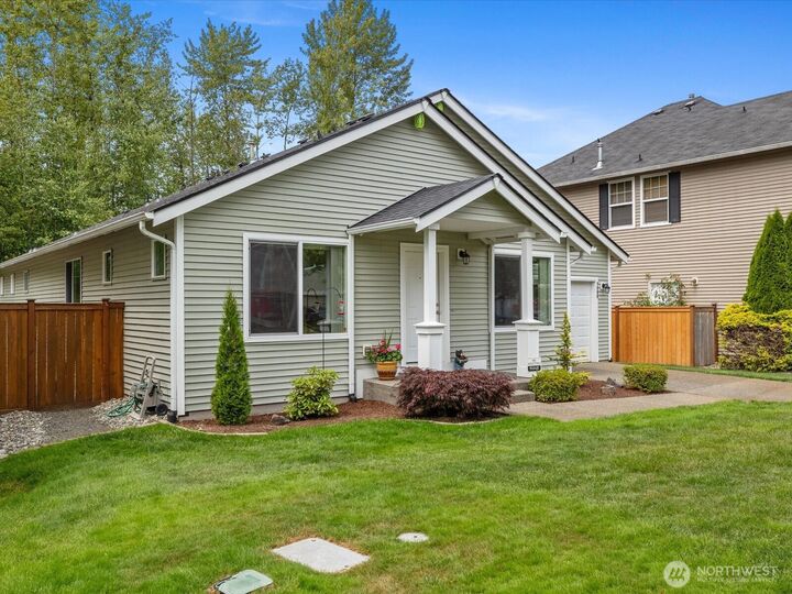 Property Photo: 7806 86th Avenue NE WA 98270