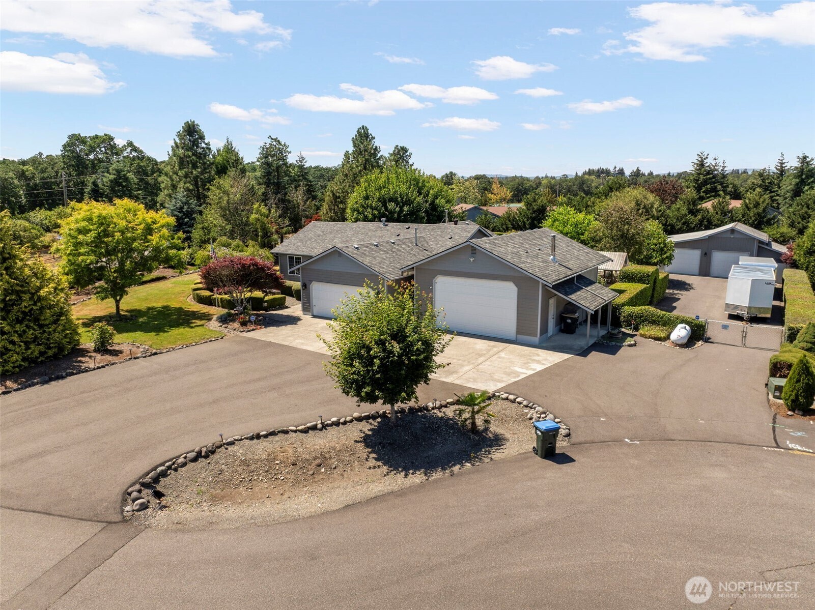 Property Photo: 17947 Reynoldson Court SW WA 98589