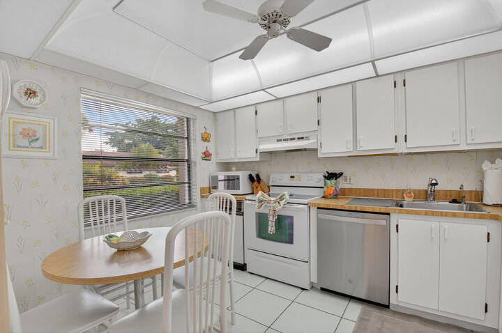 Property Photo: 7979 Eastlake Drive 3-A FL 33433
