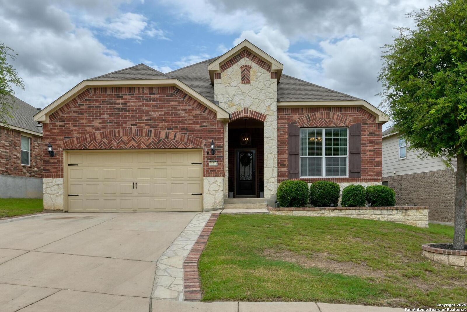 Property Photo:  27419 Valle Bluff  TX 78015 