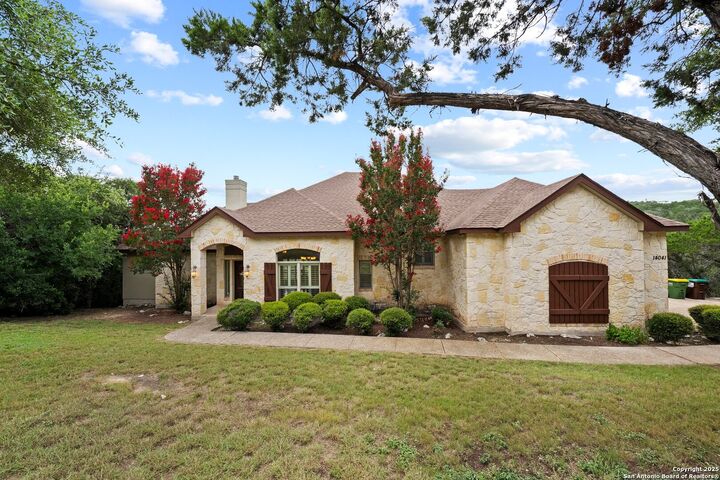 14041 Iron Horse Way  Helotes TX 78023 photo