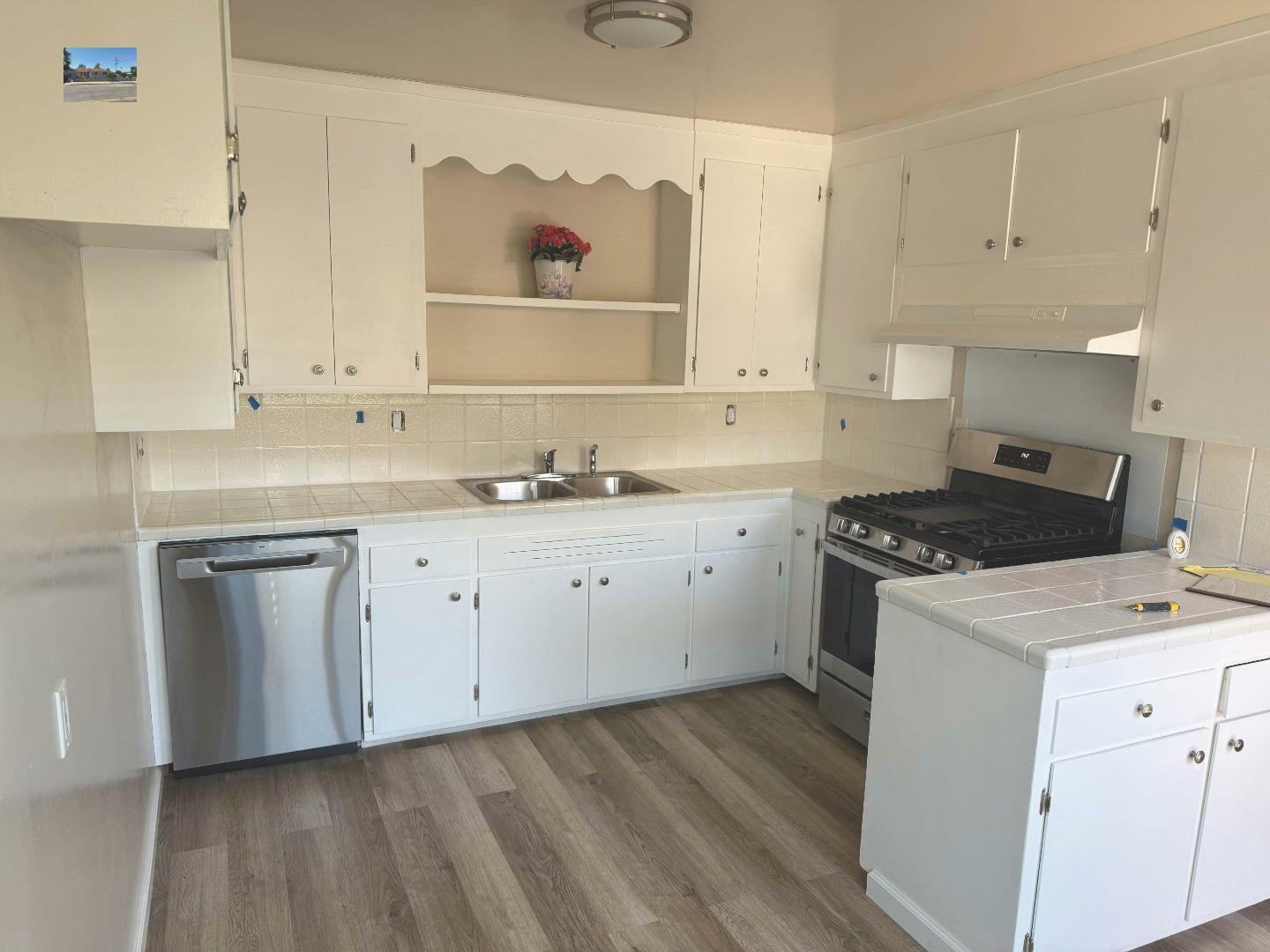 Property Photo: 403 G Street CA 94587