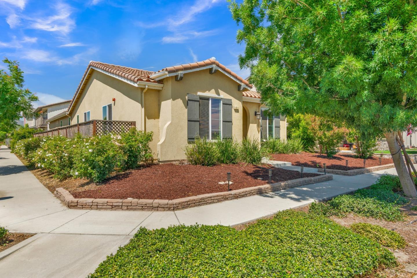 Property Photo: 631 Livingston Avenue CA 93930