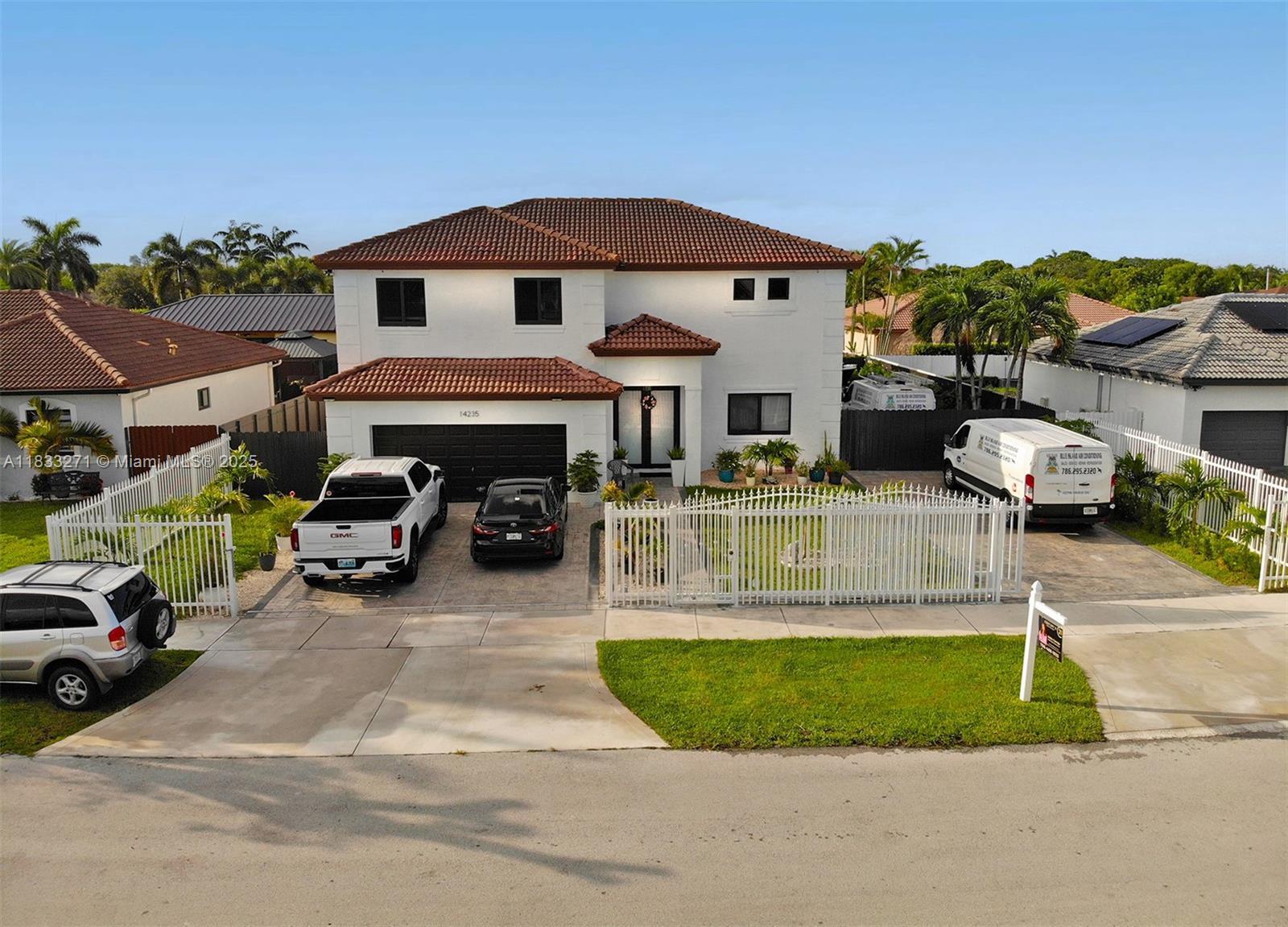 Property Photo: 14235 SW 294th St FL 33033