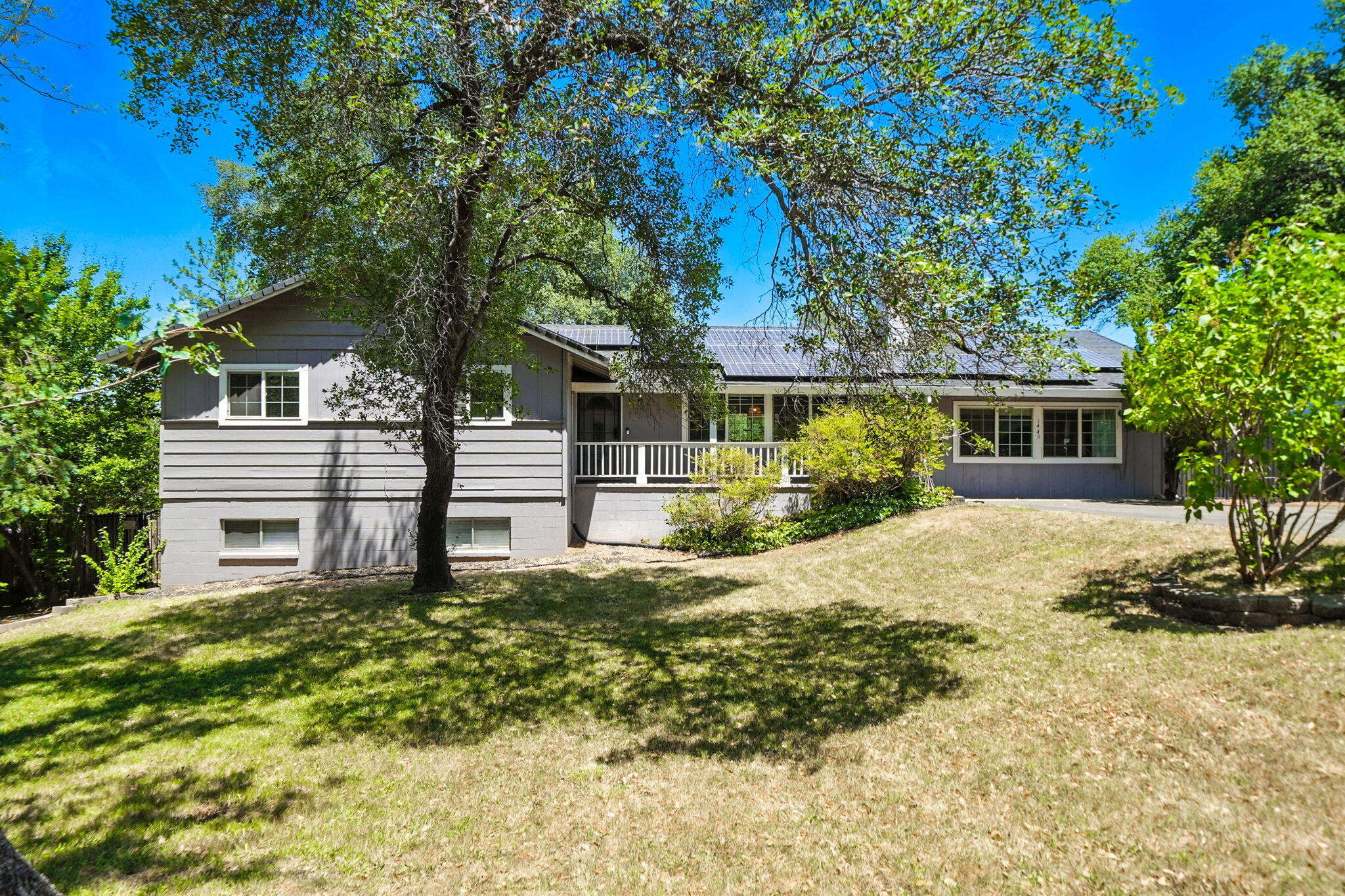 Property Photo:  1448 Carter Way  CA 96002 