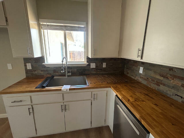 Property Photo: 3995 Vassar Way CA 96019