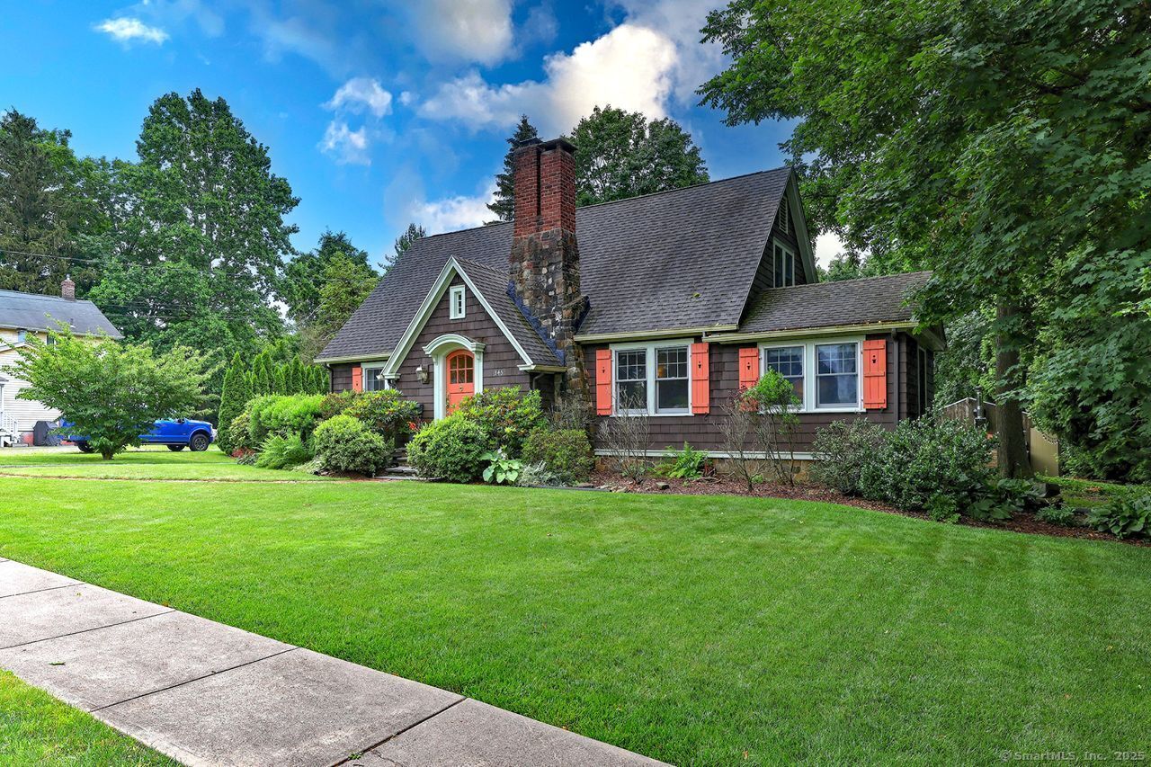 Property Photo: 345 Spring Street CT 06410