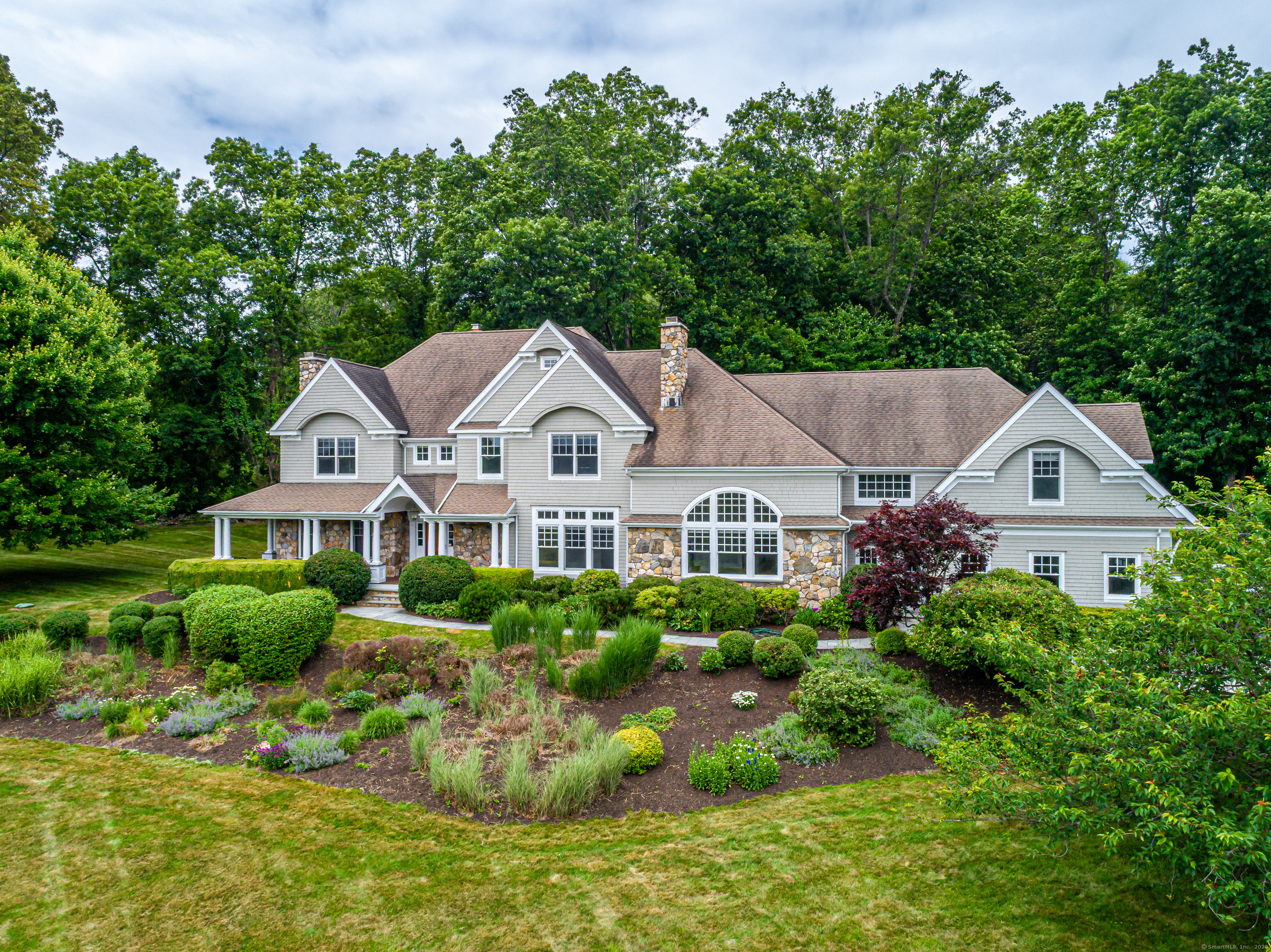 Property Photo: 125 Nod Hill Road CT 06897