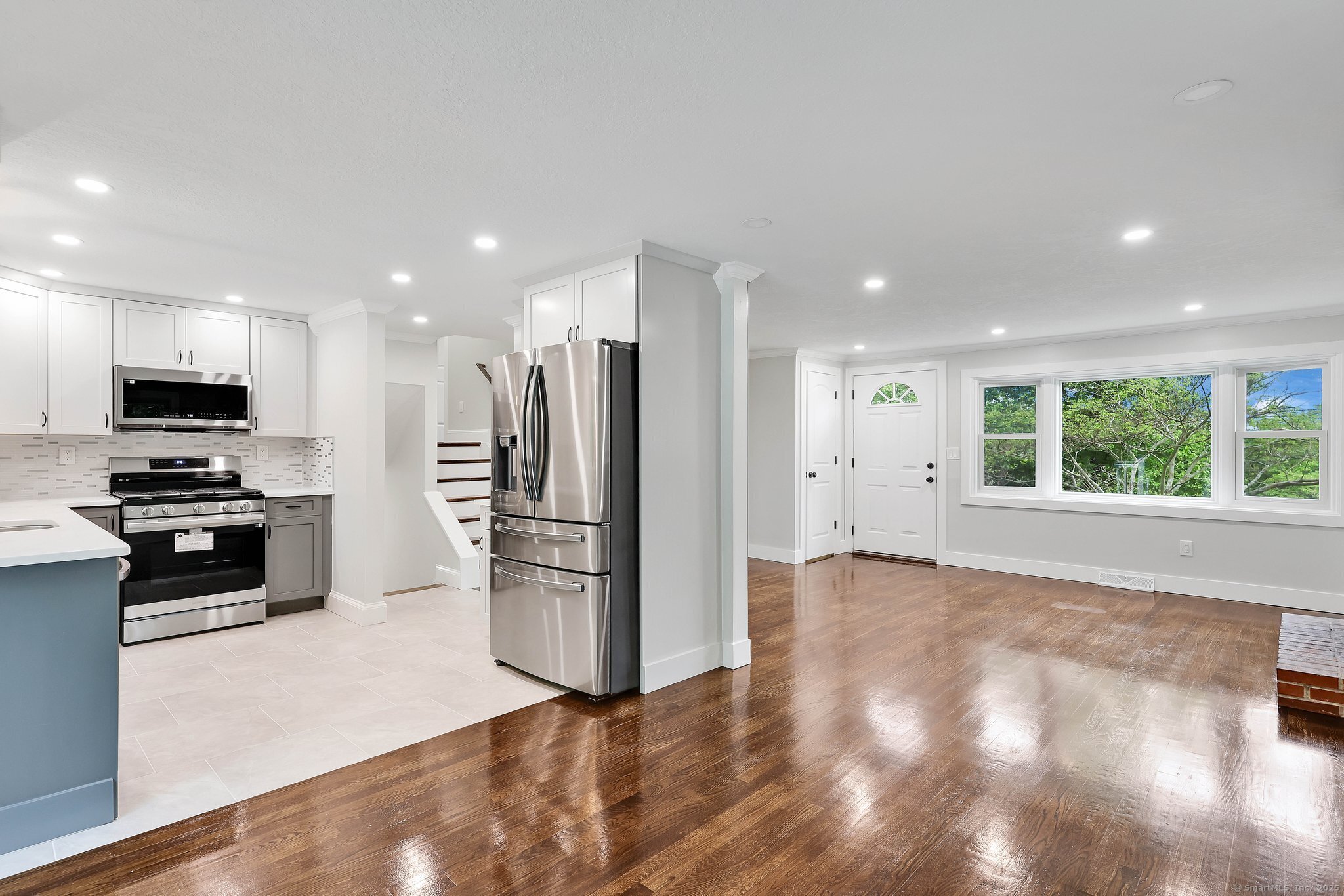 Property Photo: 20 Foster Drive CT 06066
