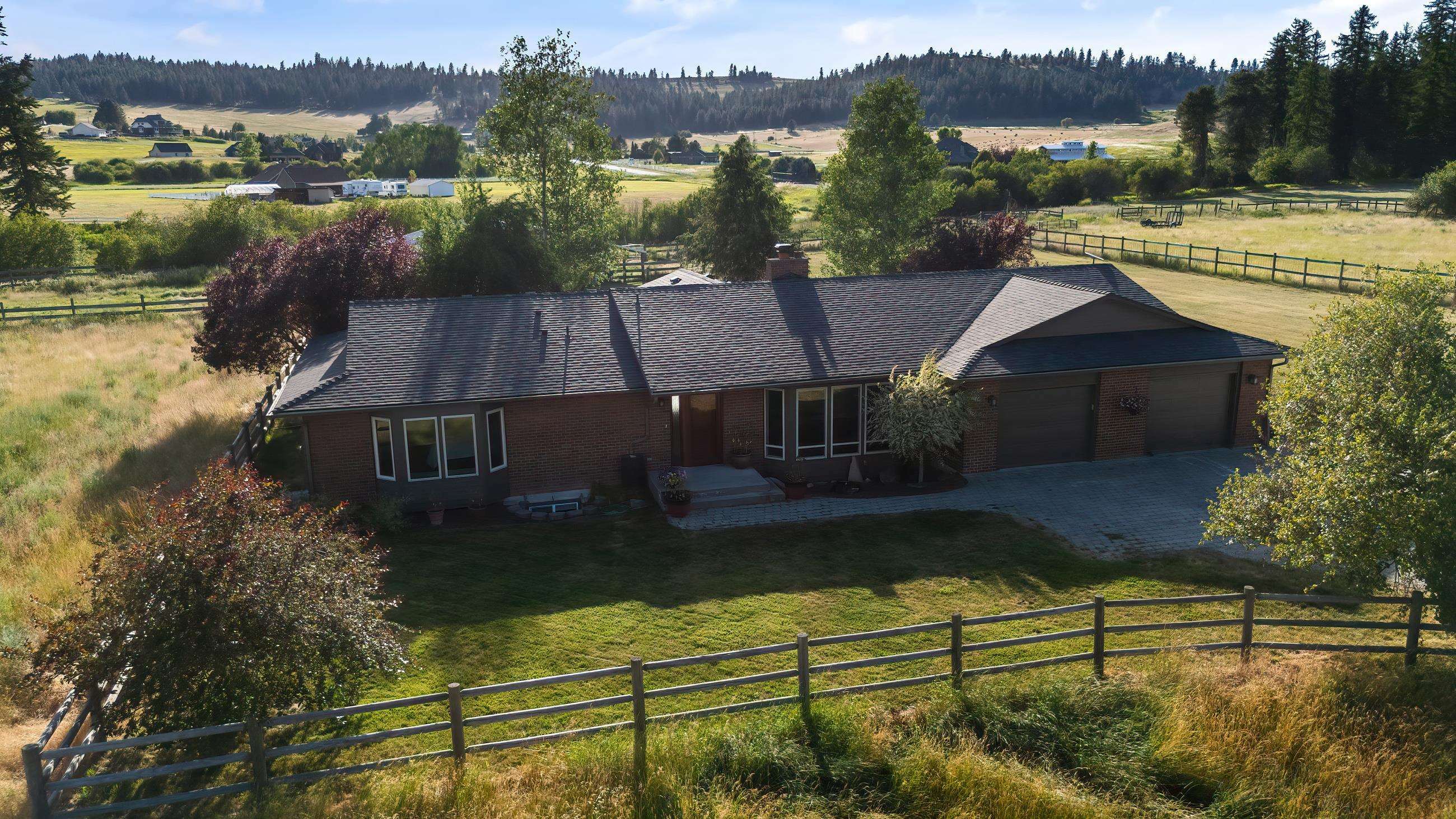Property Photo: 17207 N Mt. Spokane Park Dr WA 99021